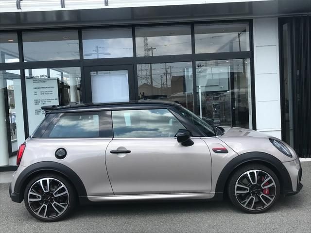 Bmw MINI 2022-12 22668-8