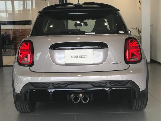 Bmw MINI 2022-12 22668-4