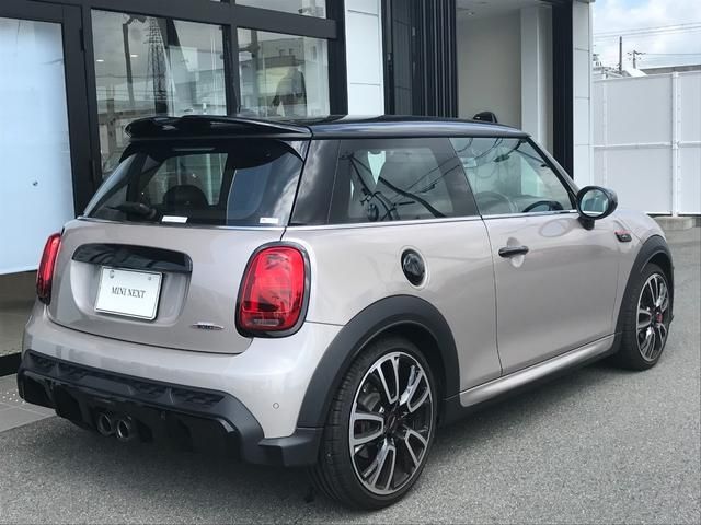Bmw MINI 2022-12 22668-2