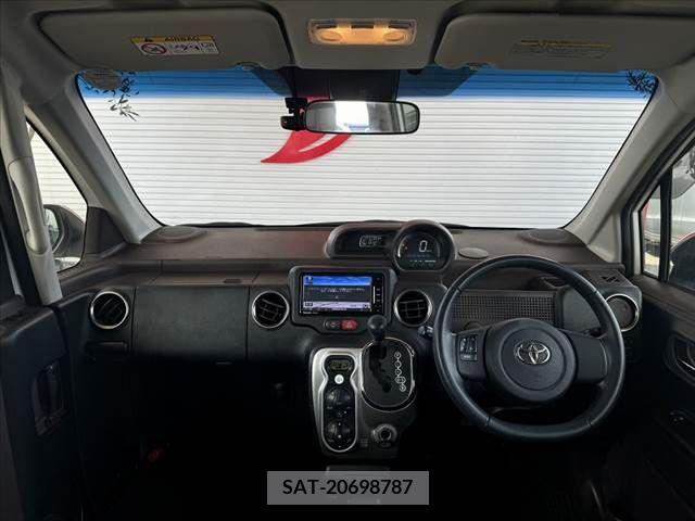 Toyota SPADE 2018-10 377022-1
