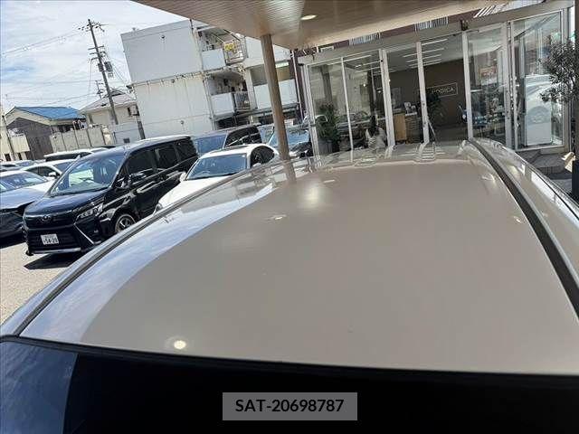 Toyota SPADE 2018-10 377022-17