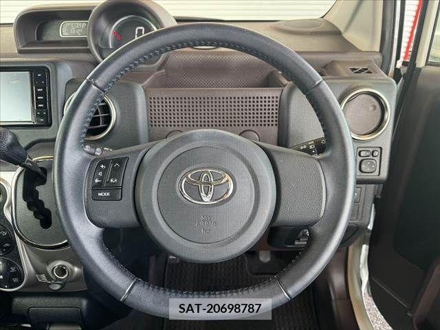 Toyota SPADE 2018-10 377022-6