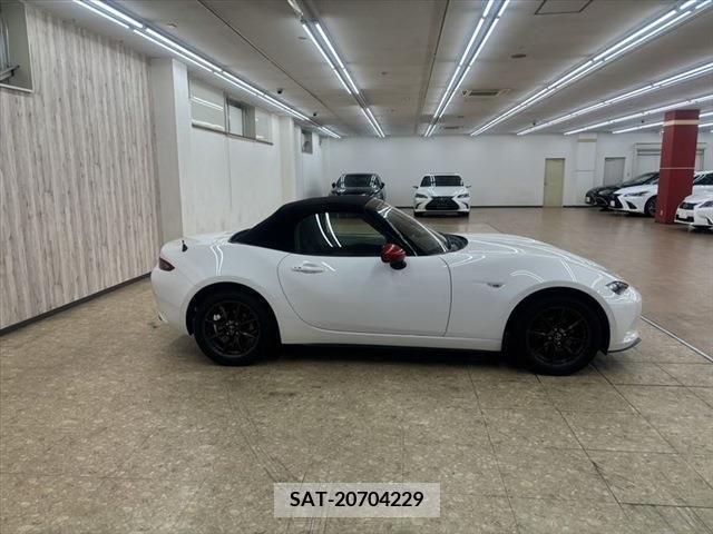 Mazda ROADSTER 2015-08 313805-3