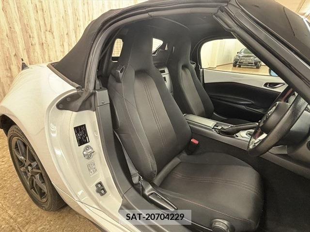 Mazda ROADSTER 2015-08 313805-17