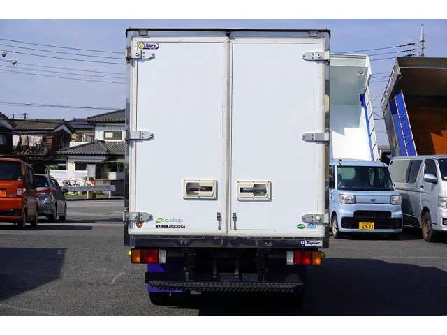 Isuzu ELF TRUCK 2018-05 18767-3