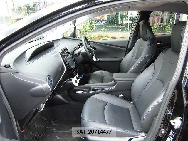 Toyota PRIUS 2016-07 330229-14