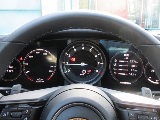 Porsche 911 2020-08 3884-22