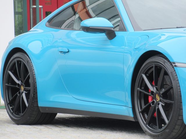 Porsche 911 2020-08 3884-6