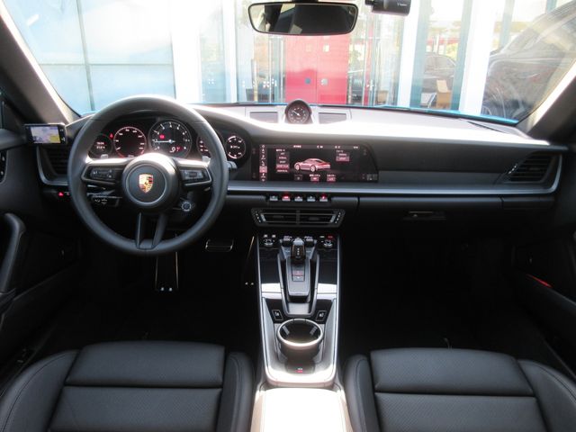 Porsche 911 2020-08 3884-1