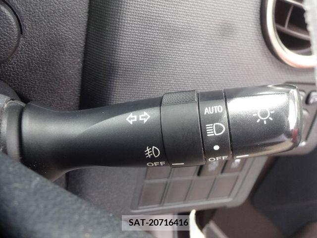 Toyota SPADE 2015-04 313722-24