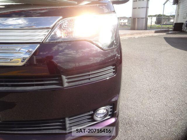 Toyota SPADE 2015-04 313722-17