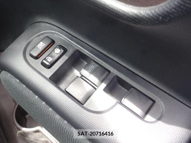 Toyota SPADE 2015-04 313722-28