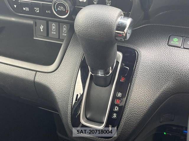Honda N BOX CUSTOM 2021-07 307348-19