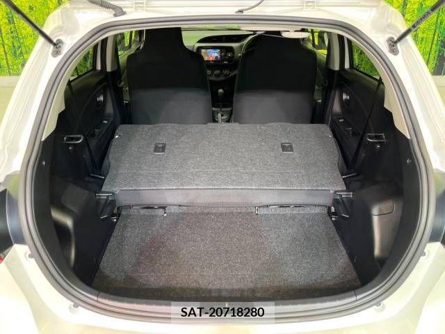 Toyota VITZ 2017-04 379148-9