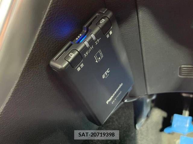 Nissan FUGA 2005-11 353849-4