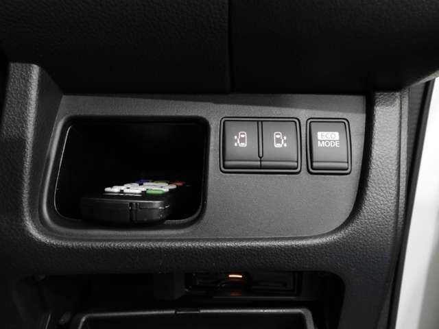 Nissan SERENA 2013-09 19326-9