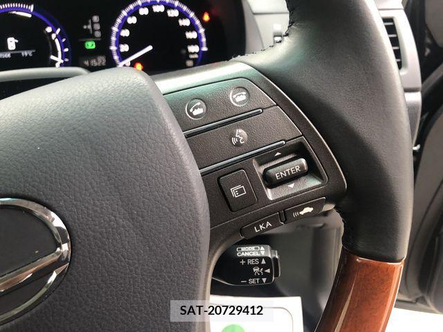 Lexus HS 2012-01 235813-4