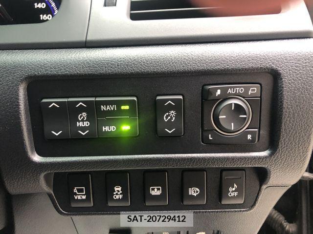 Lexus HS 2012-01 235813-5