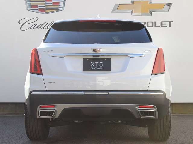 Cadillac XT5 2023-02 15217-8