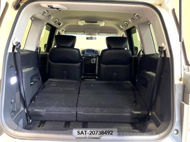 Nissan ELGRAND 2014-07 390645-13