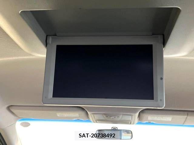 Nissan ELGRAND 2014-07 390645-4