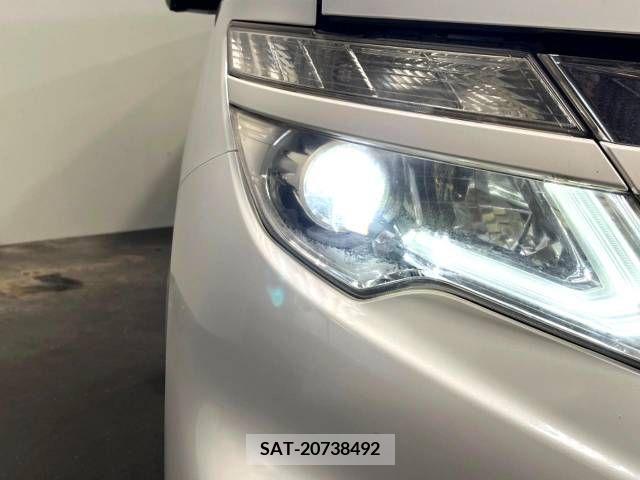 Nissan ELGRAND 2014-07 390645-14