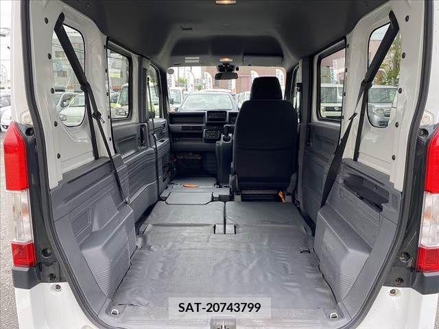 Honda N-VAN 2020-02 280657-21