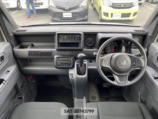 Honda N-VAN 2020-02 280657-1