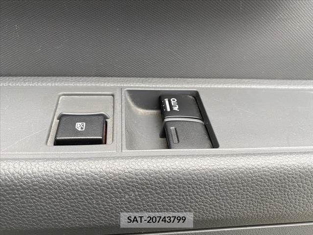 Honda N-VAN 2020-02 280657-24