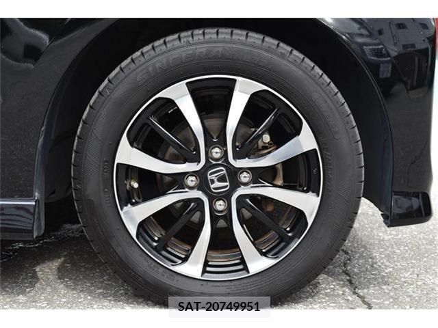 Honda N BOX CUSTOM 2019-10 279213-4