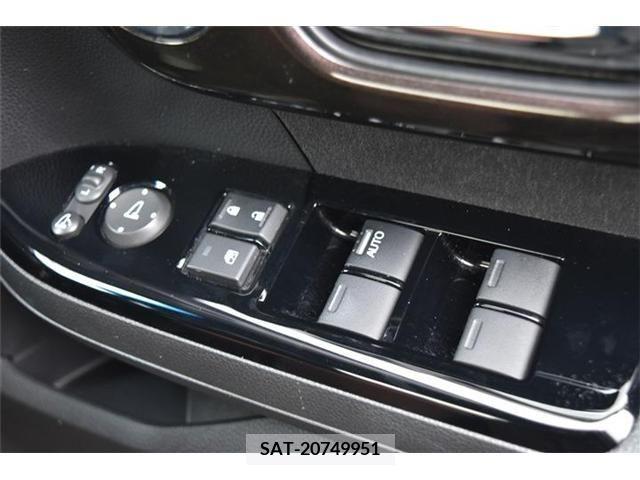 Honda N BOX CUSTOM 2019-10 279213-25