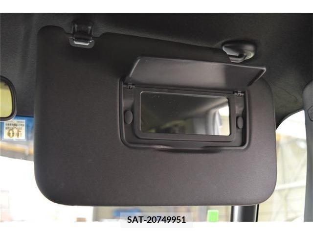 Honda N BOX CUSTOM 2019-10 279213-23