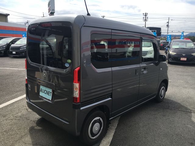 Honda N-VAN 2019-03 12449-3
