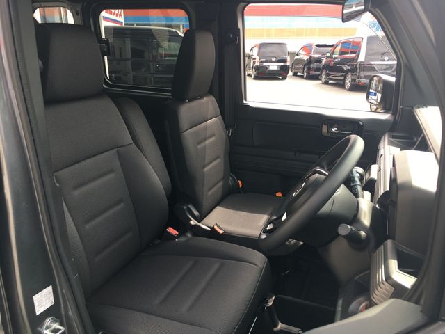 Honda N-VAN 2019-03 12449-8