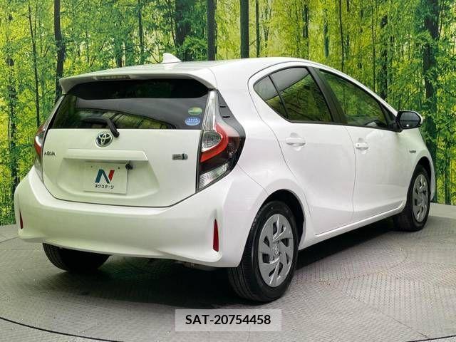 Toyota AQUA 2020-03 292211-17