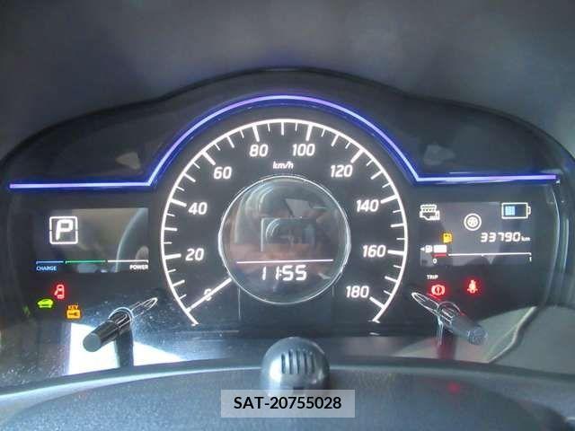 Nissan NOTE 2019-03 328748-6