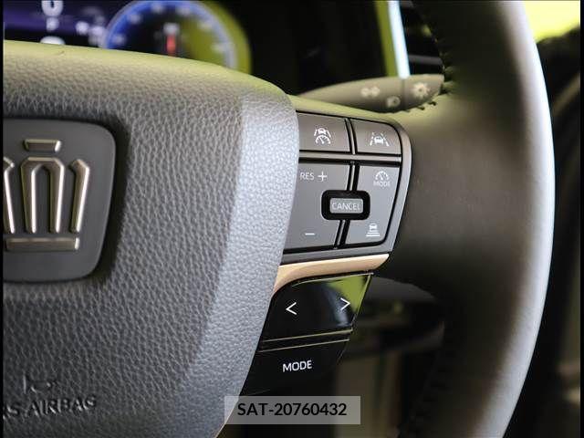 Toyota CROWN 2022-10 203383-13