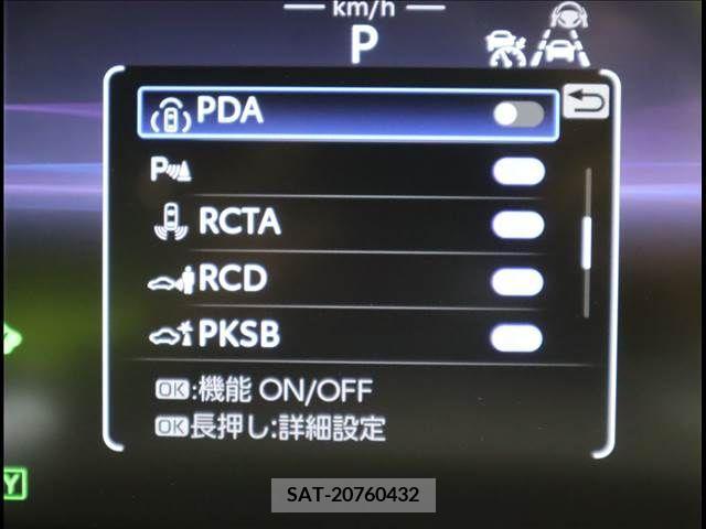 Toyota CROWN 2022-10 203383-9