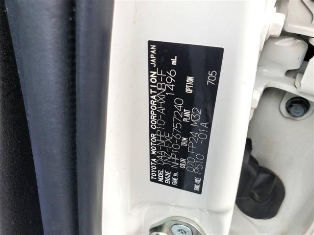 Toyota AQUA 2018-07 22079-18