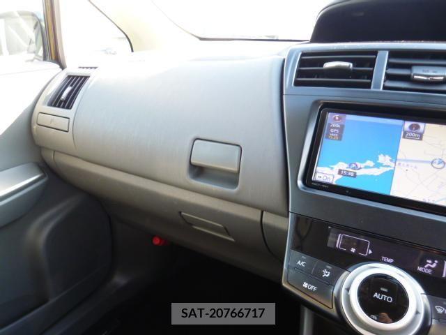 Toyota PRIUS ALPHA 2012-03 256919-12