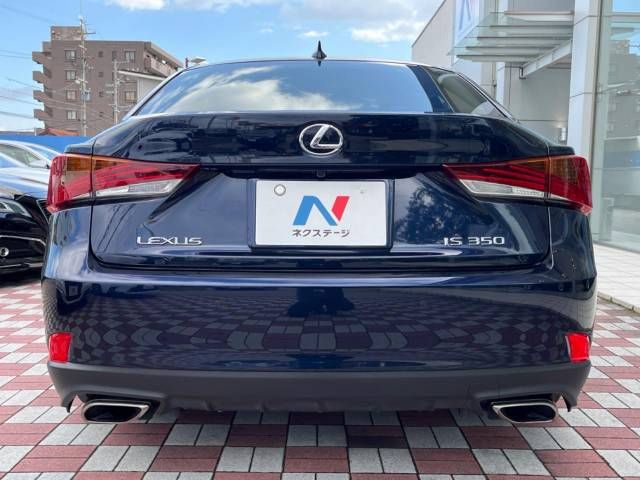 Lexus IS 2018-07 193236-15