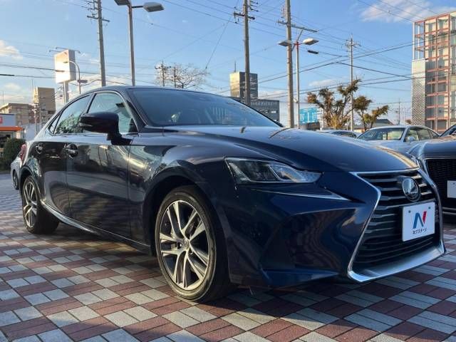 Lexus IS 2018-07 193236-16