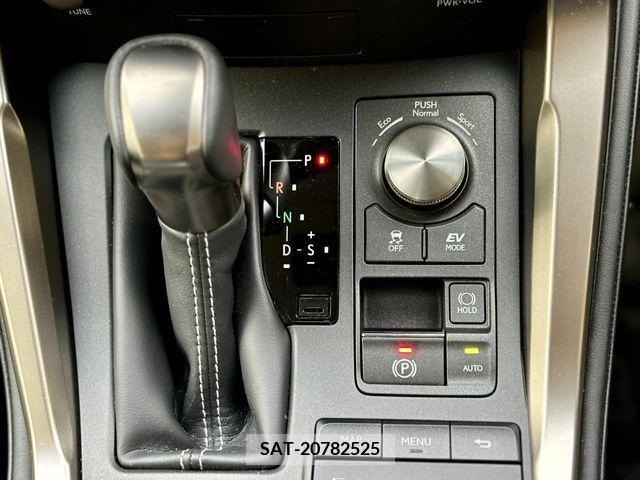 Lexus NX 2018-07 275737-15