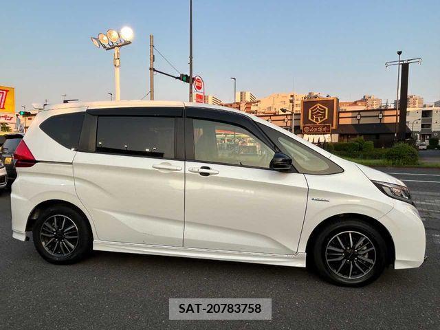 Honda FREED HYBRID 2018-02 331382-3