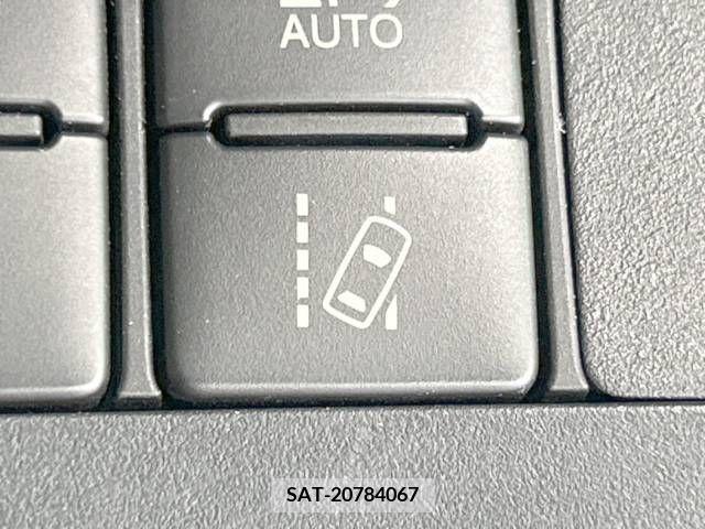 Toyota SIENTA 2018-07 347855-6