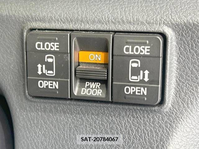 Toyota SIENTA 2018-07 347855-5