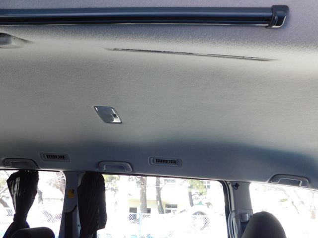 Toyota NOAH 2010-09 1090-18