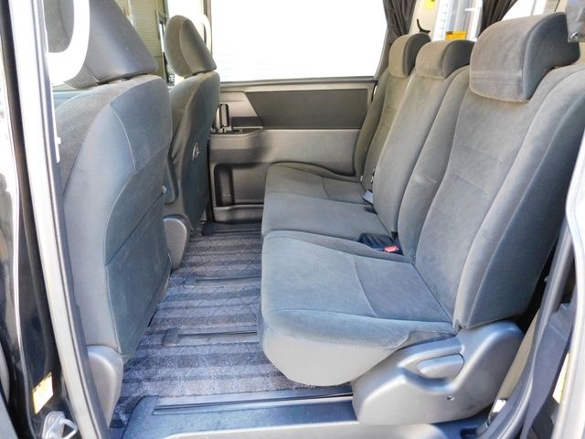 Toyota NOAH 2010-09 1090-15