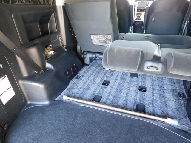 Toyota NOAH 2010-09 1090-28