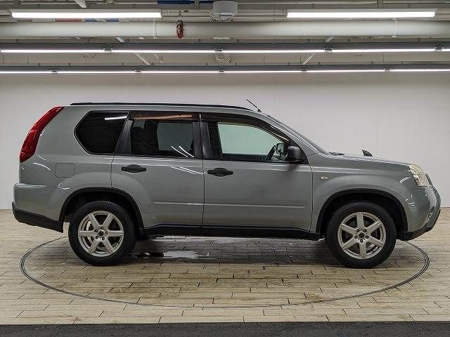 Nissan X-TRAIL 2011-03 182172-13